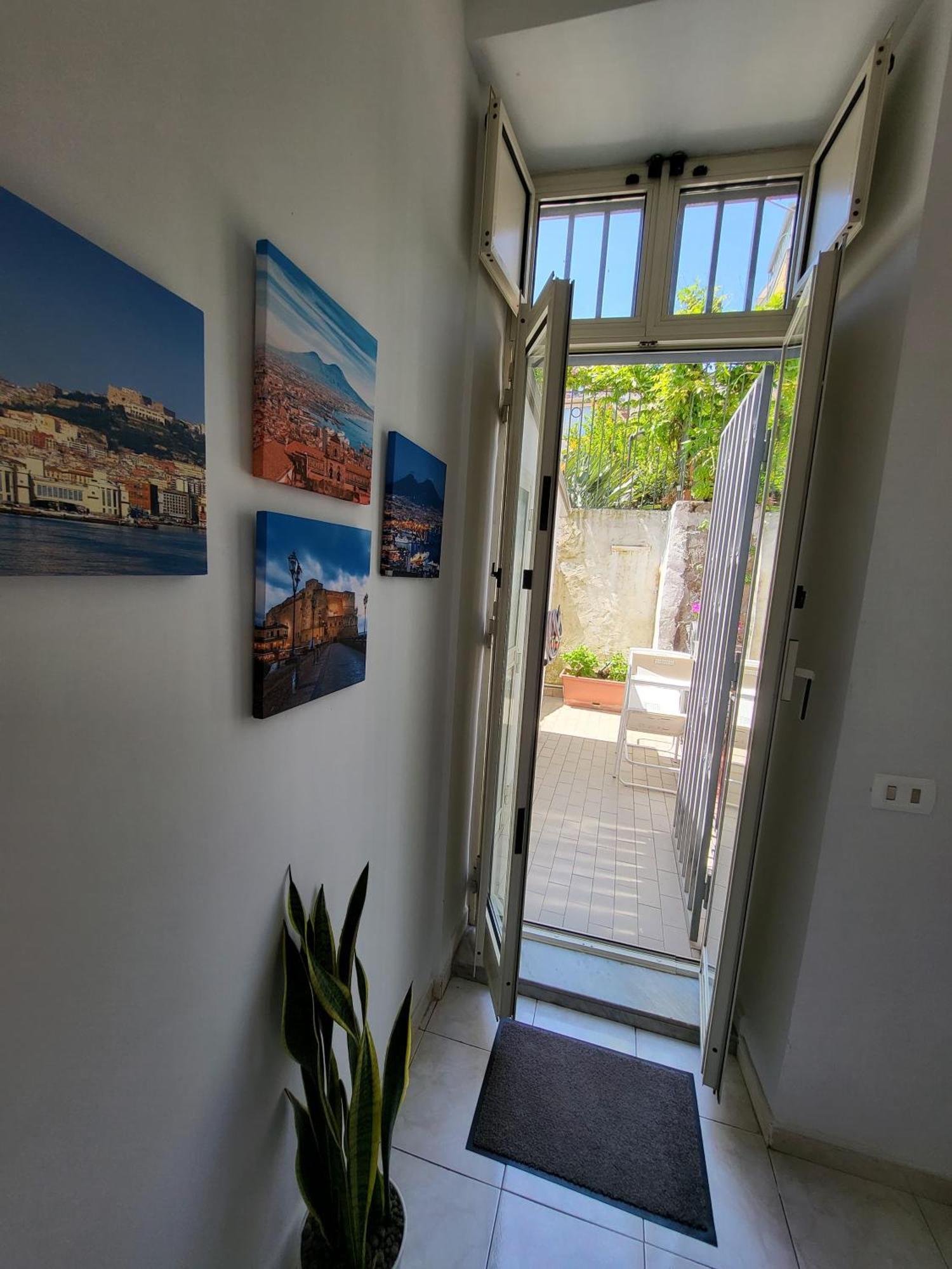Holiday Home Deldec 那不勒斯 外观 照片